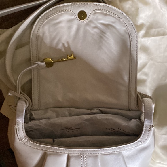 Fossil White Leather GiGi  Studded Flap Closure Adjustable Angora Crossbody Bag - Picture 5 of 16